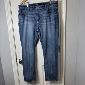 BKE Ethan Jeans Mens 38x30 Straight Leg Light Wash Denim Casual Pants